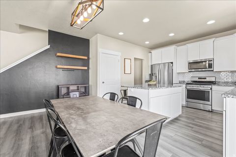 Tiny photo for 893 N SPRING LN, Spanish Fork, UT 84660 (MLS # 2136833)