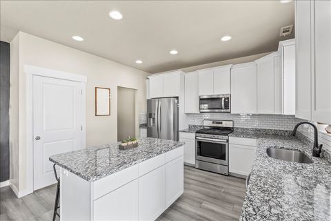 Tiny photo for 893 N SPRING LN, Spanish Fork, UT 84660 (MLS # 2136833)