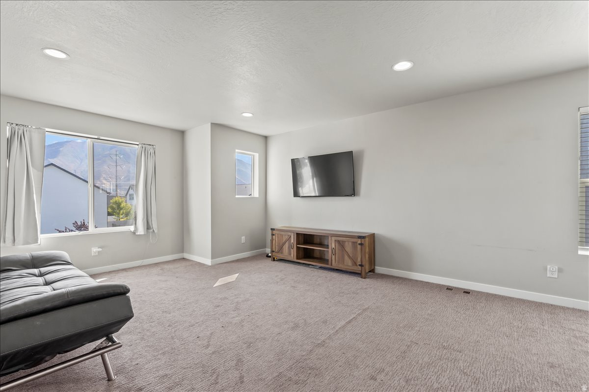 LEGACY FARMS AT SPANISH FORK - Residential