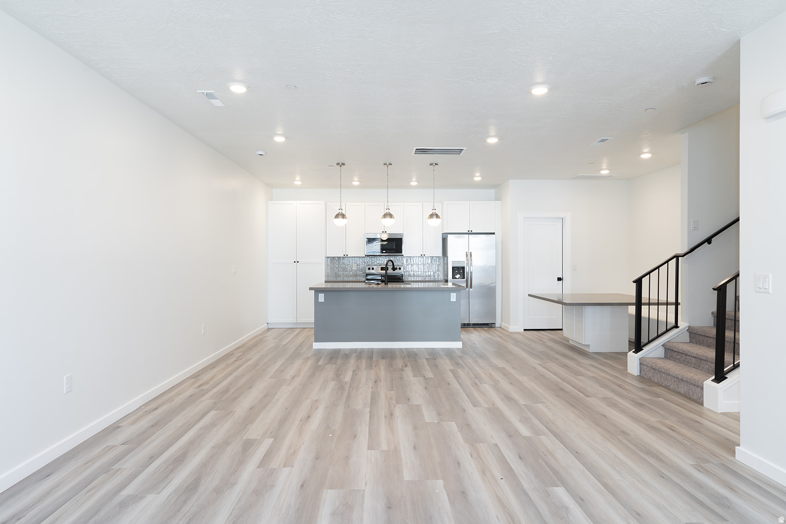 CORAL SPRINGS CONDOMINIUMS - Residential