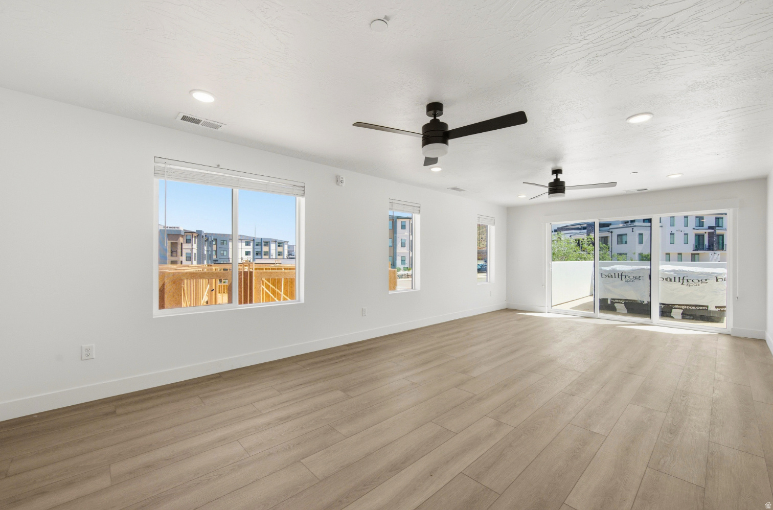 CORAL SPRINGS CONDOMINIUMS - Residential