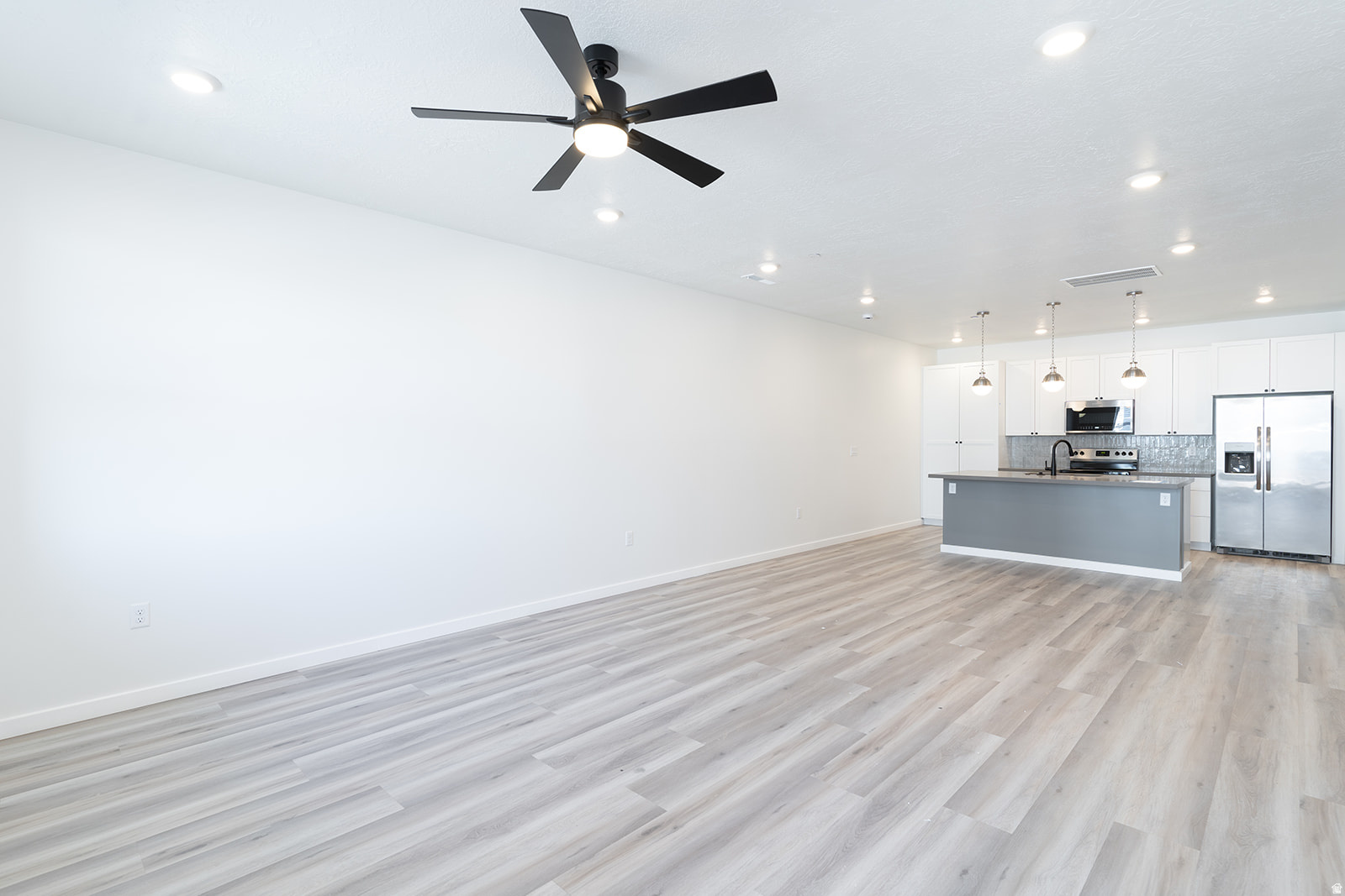 CORAL SPRINGS CONDOMINIUMS - Residential