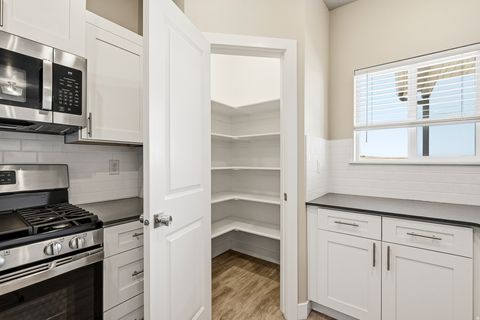 Tiny photo for 3053 N 125 E, Cedar City, UT 84721 (MLS # 2158831)