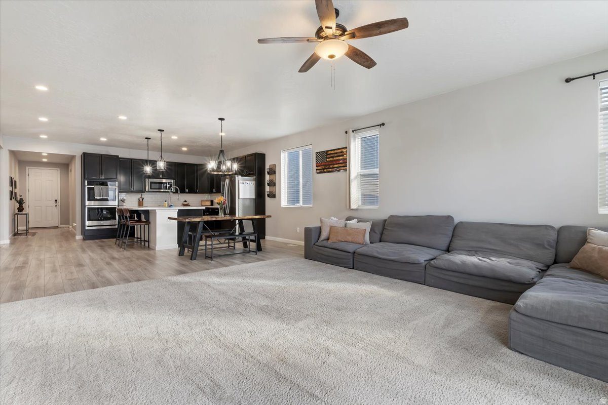 PACIFIC SPRINGS - Residential