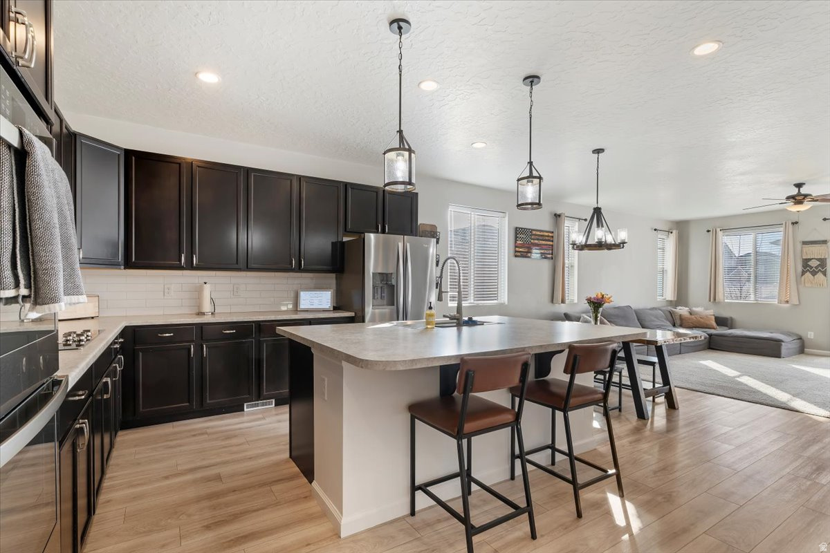 PACIFIC SPRINGS - Residential