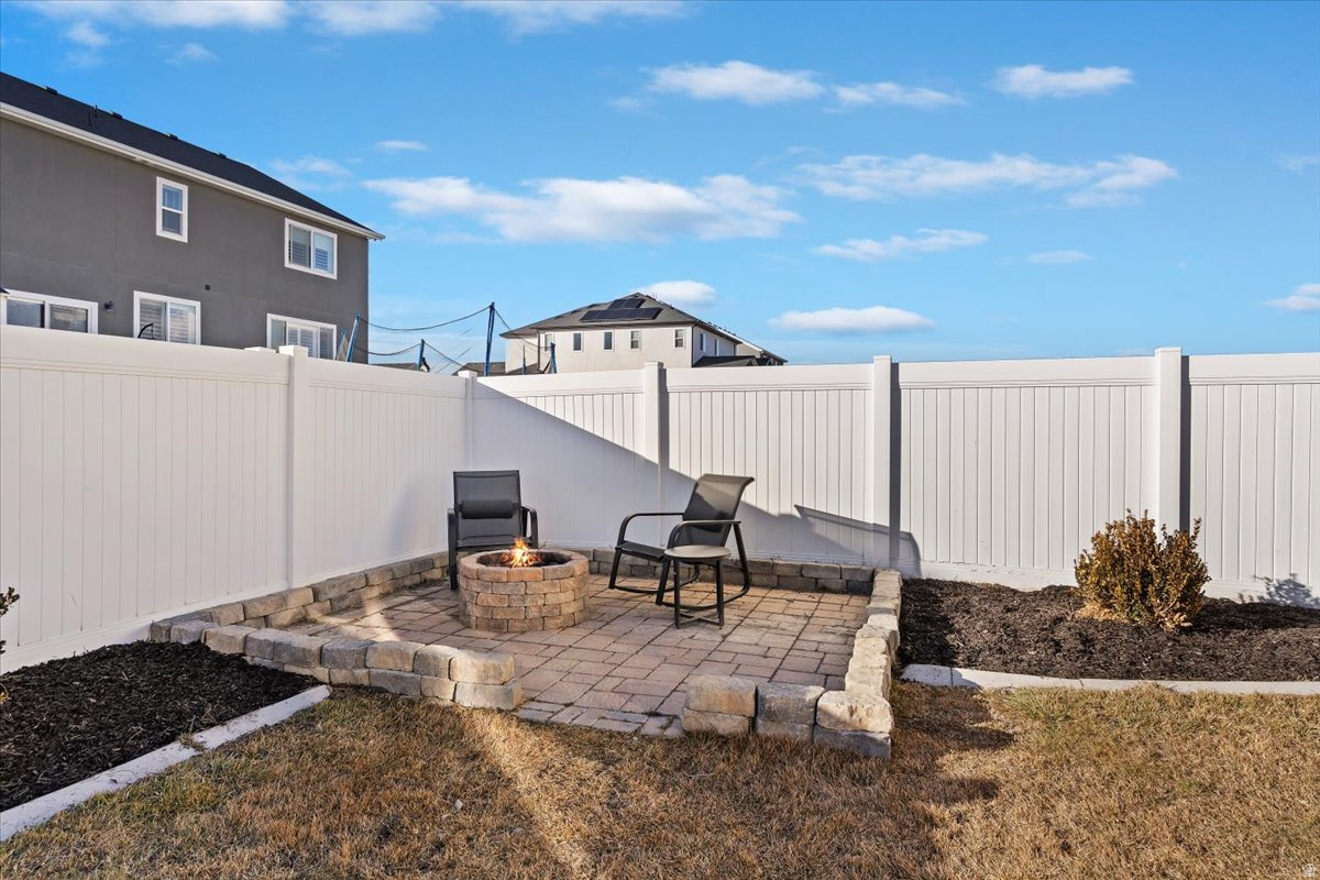 PACIFIC SPRINGS - Residential