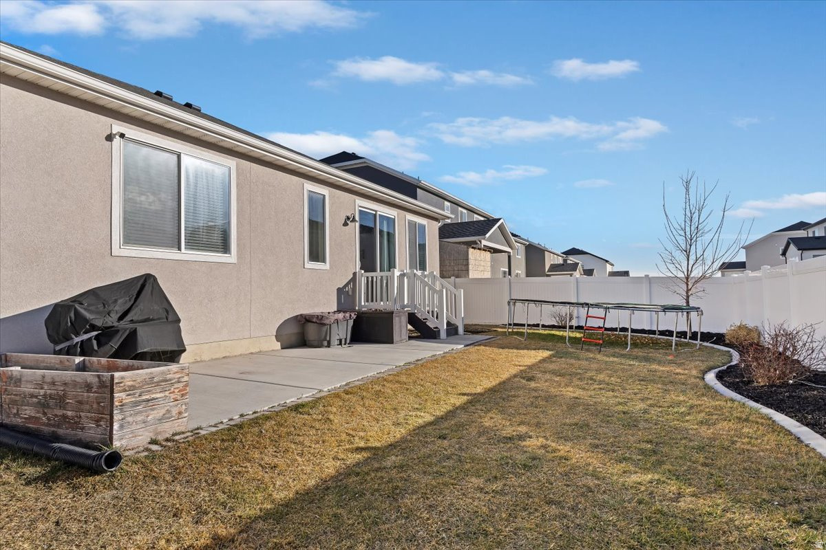 PACIFIC SPRINGS - Residential