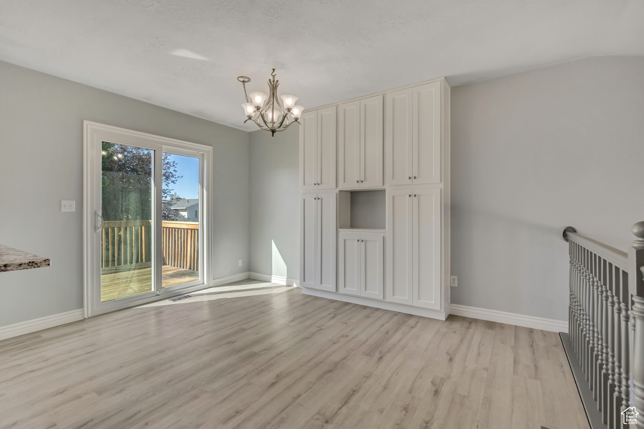 CHELSIE PARK - Residential