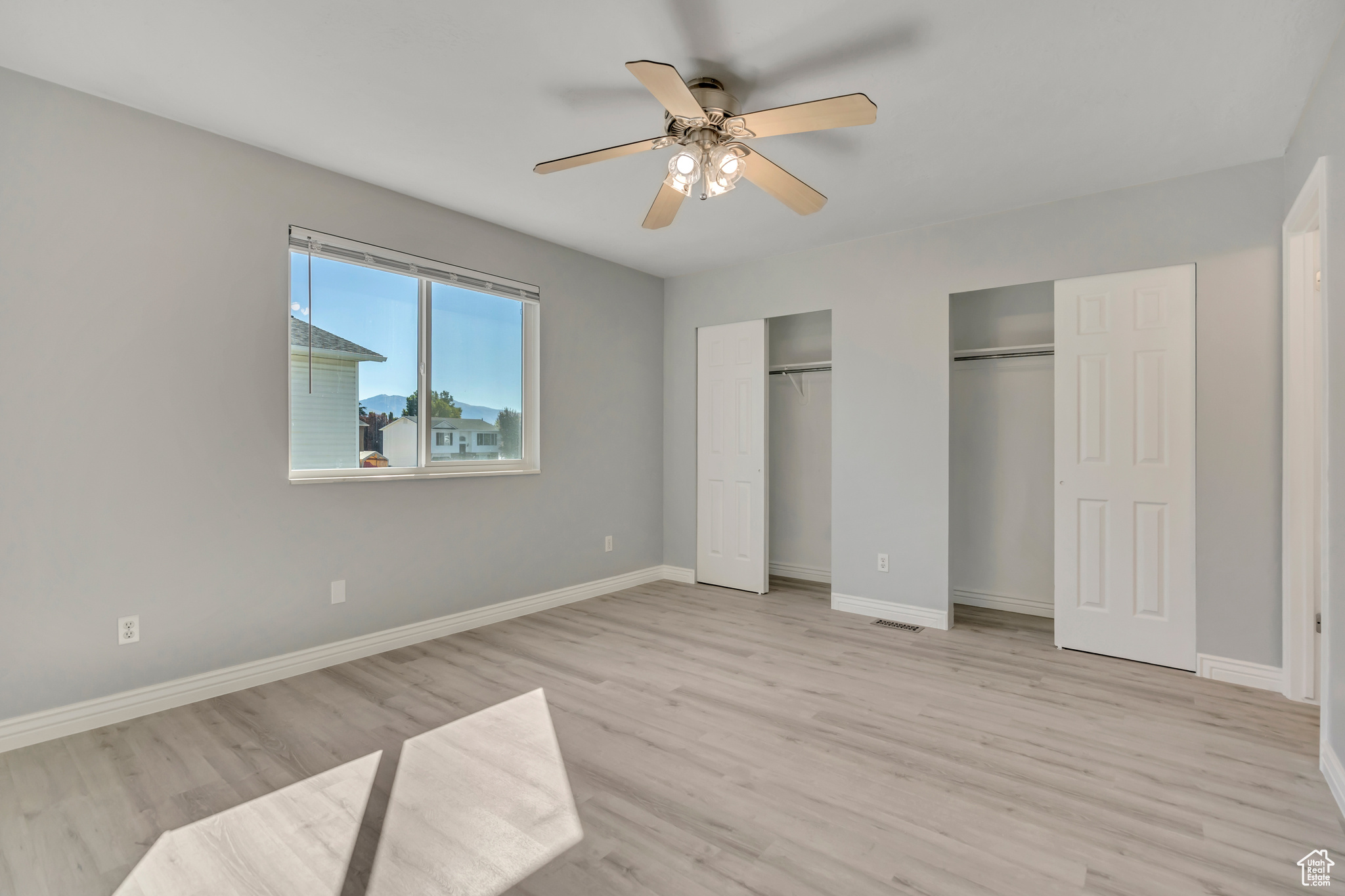 CHELSIE PARK - Residential