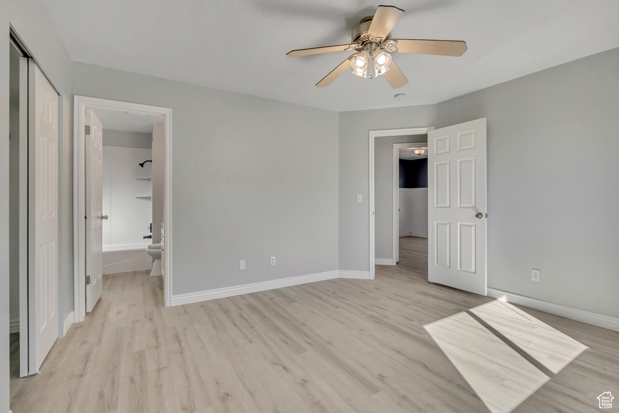 CHELSIE PARK - Residential