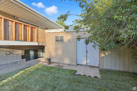 Tiny photo for 353 MILLCREEK WAY, Tooele, UT 84074 (MLS # 2117259)