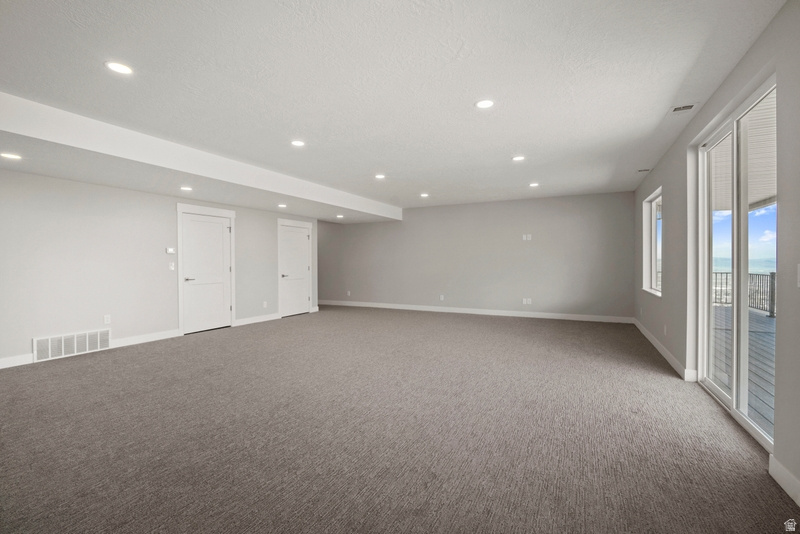 BONNEVILLE TRAIL - Residential