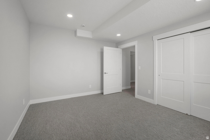 BONNEVILLE TRAIL - Residential