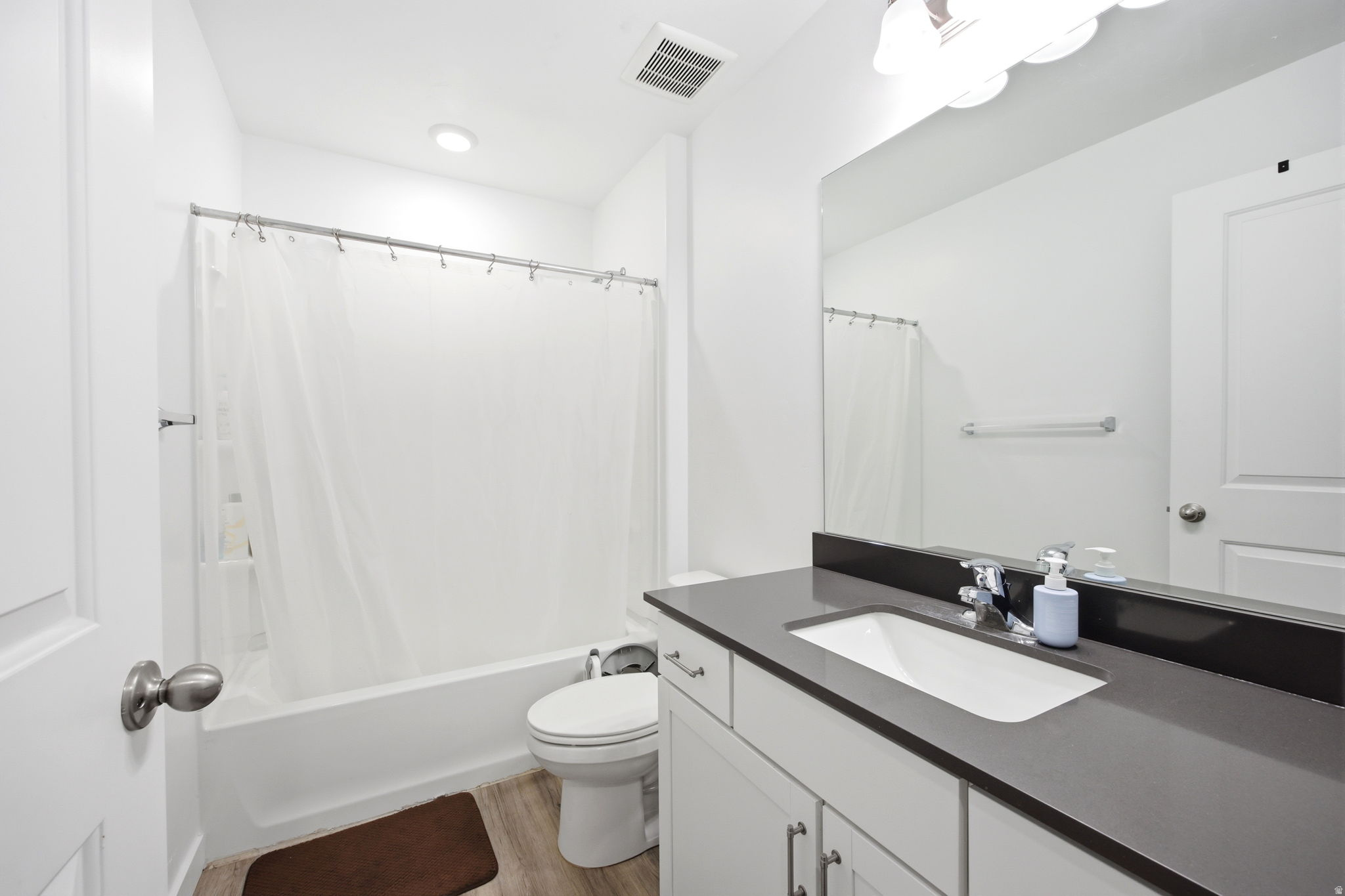 LEXINGTON GREENS AT OVERLAKE SUBDIVISION - Residential