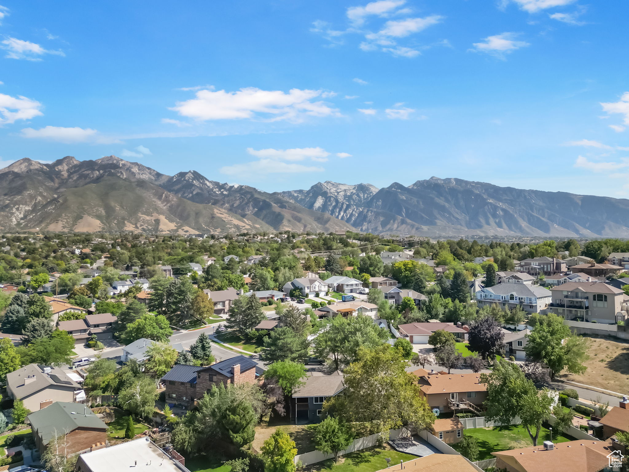 GRANDUER ESTATES - Residential