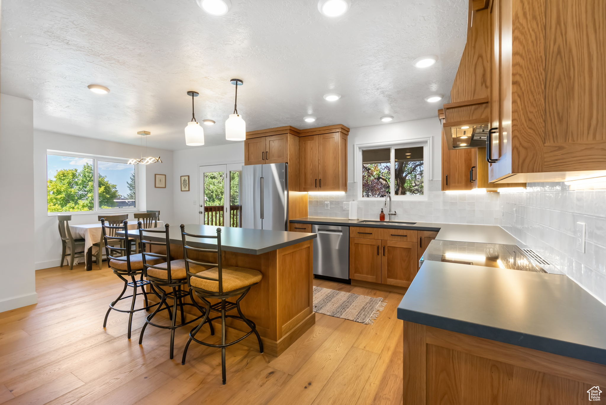 GRANDUER ESTATES - Residential