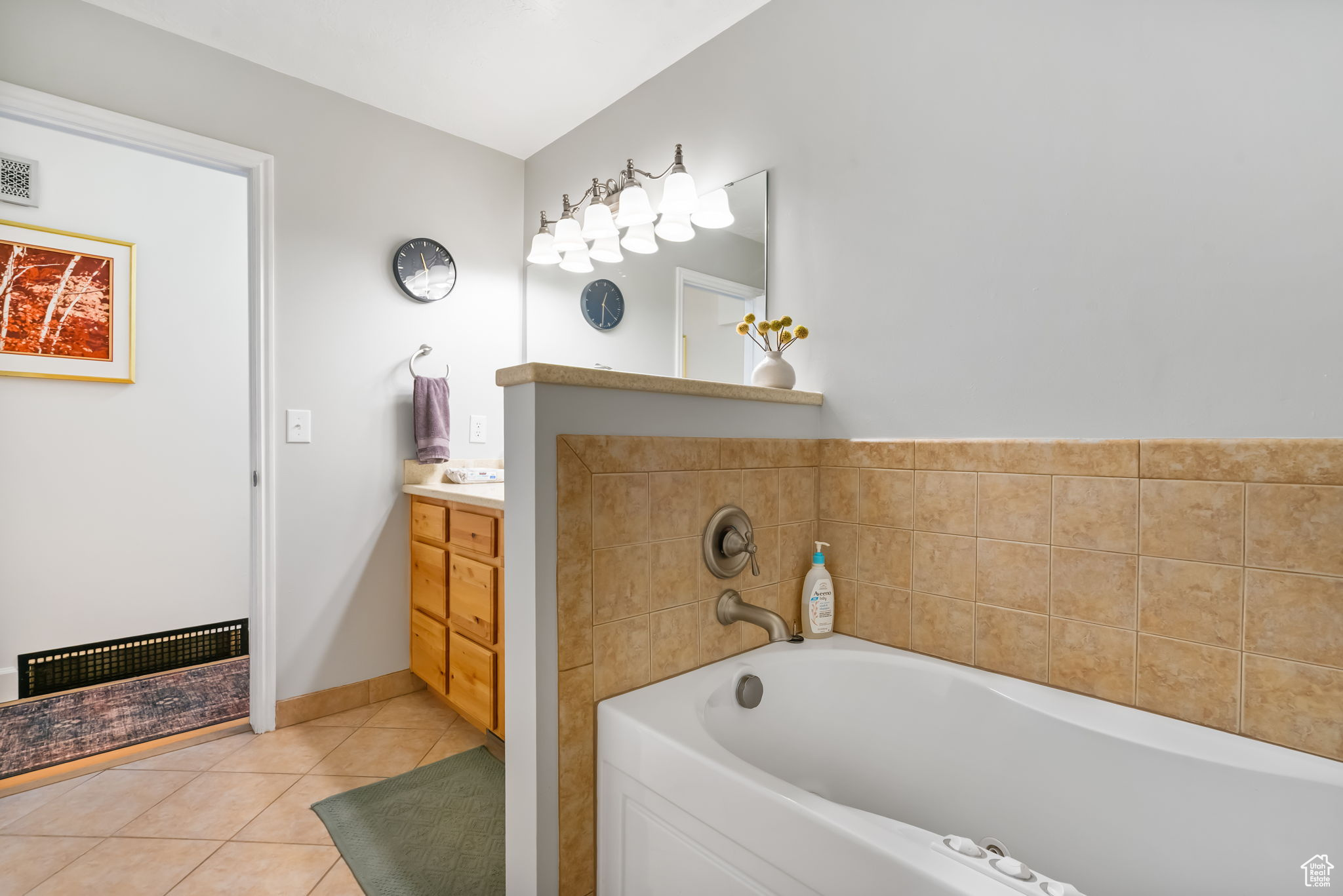 GRANDUER ESTATES - Residential