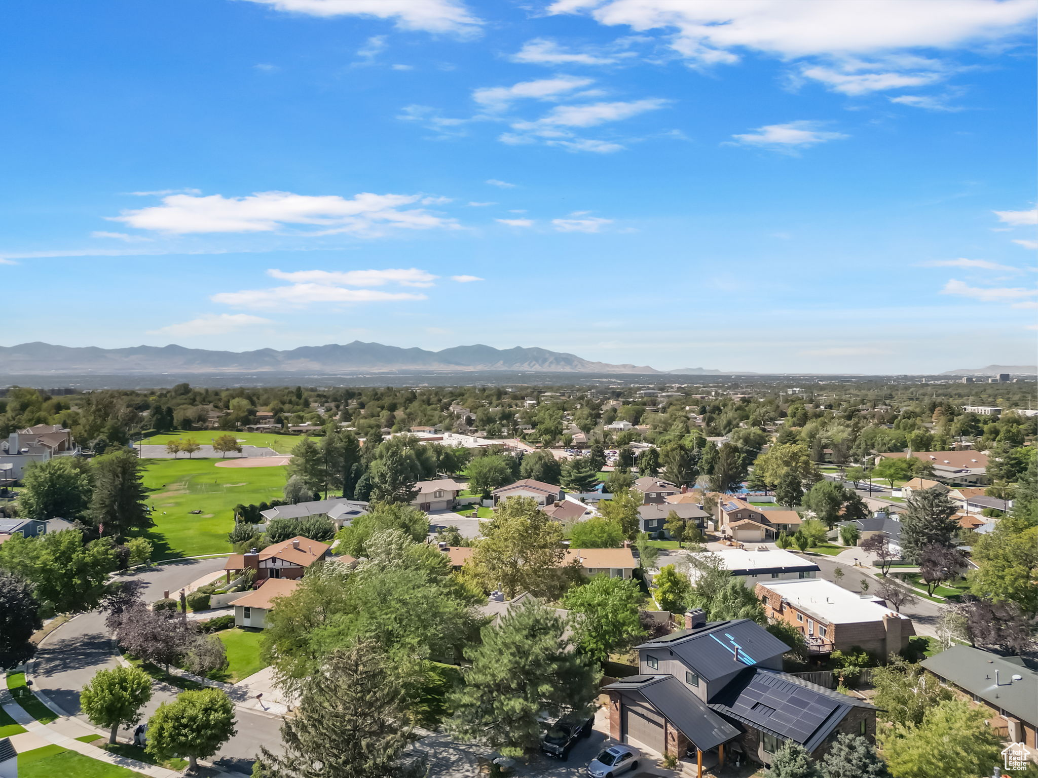 GRANDUER ESTATES - Residential