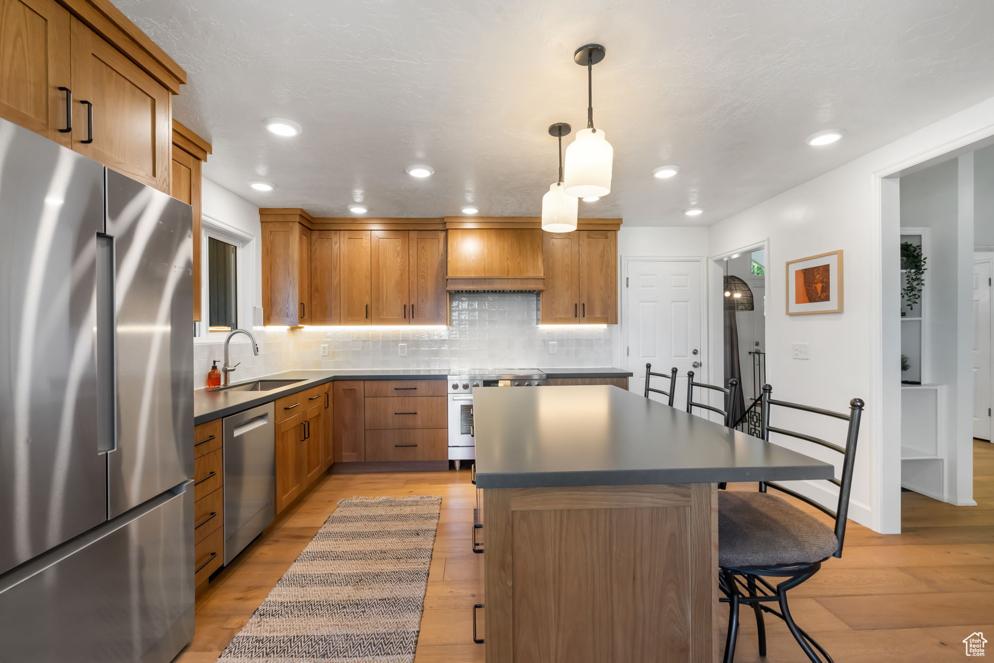 GRANDUER ESTATES - Residential