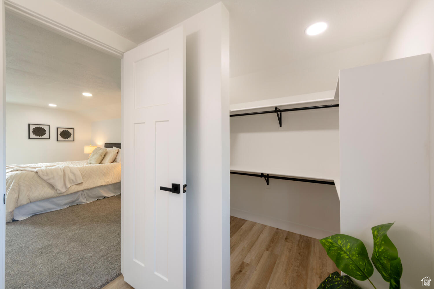 RADIUS CURVE - Residential