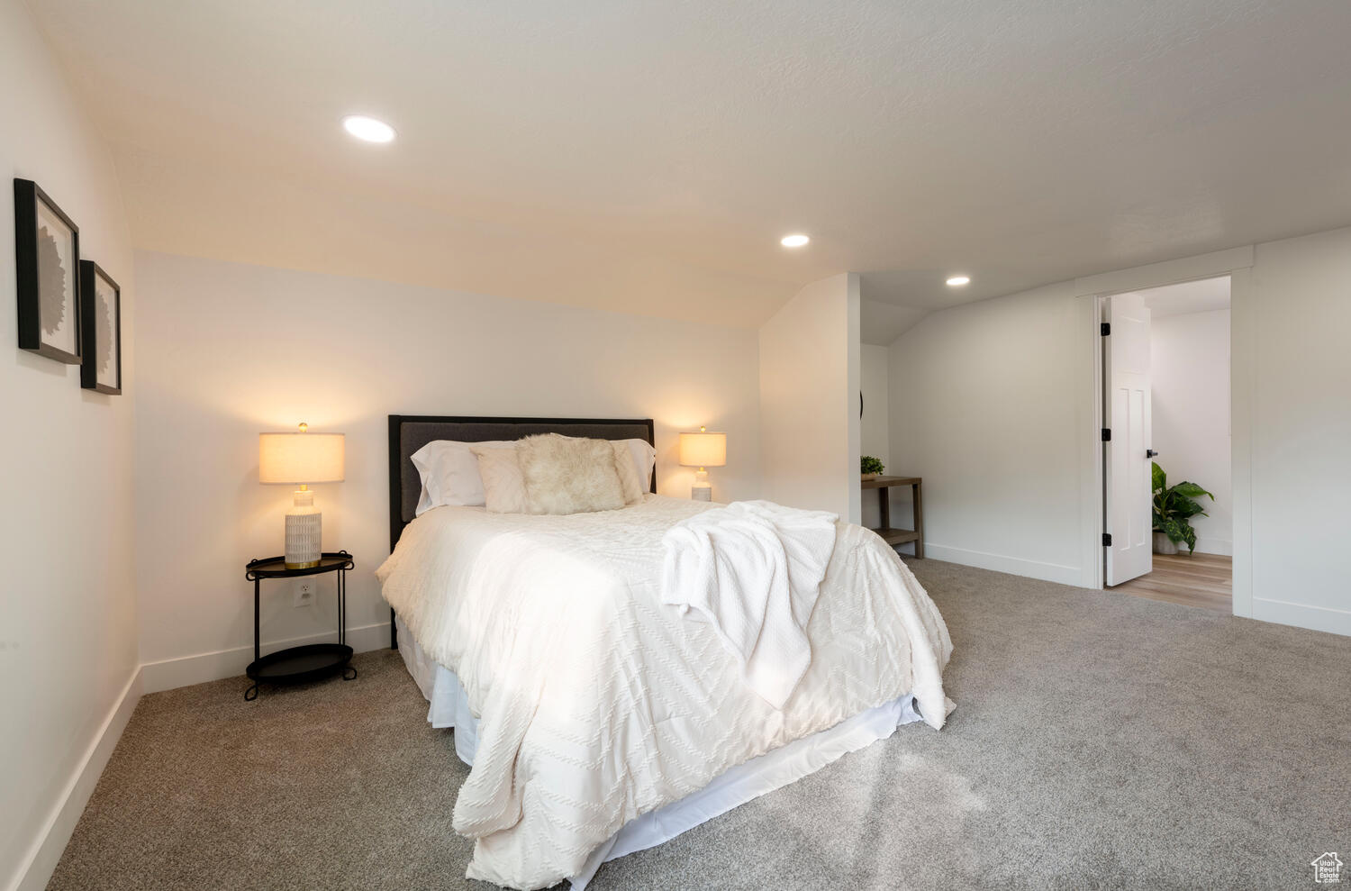 RADIUS CURVE - Residential