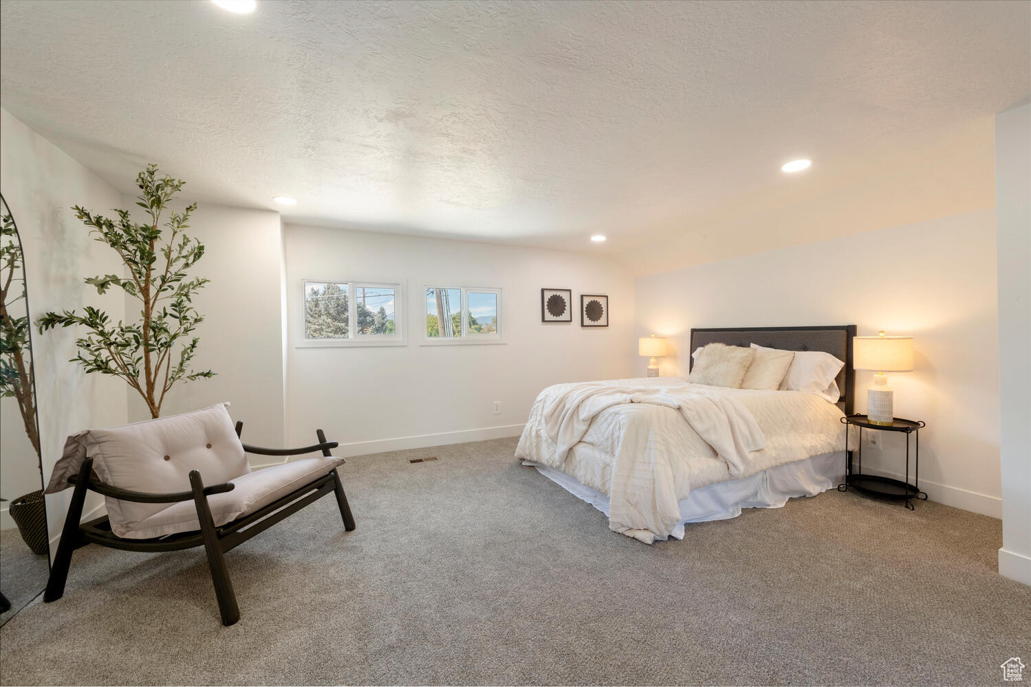 RADIUS CURVE - Residential