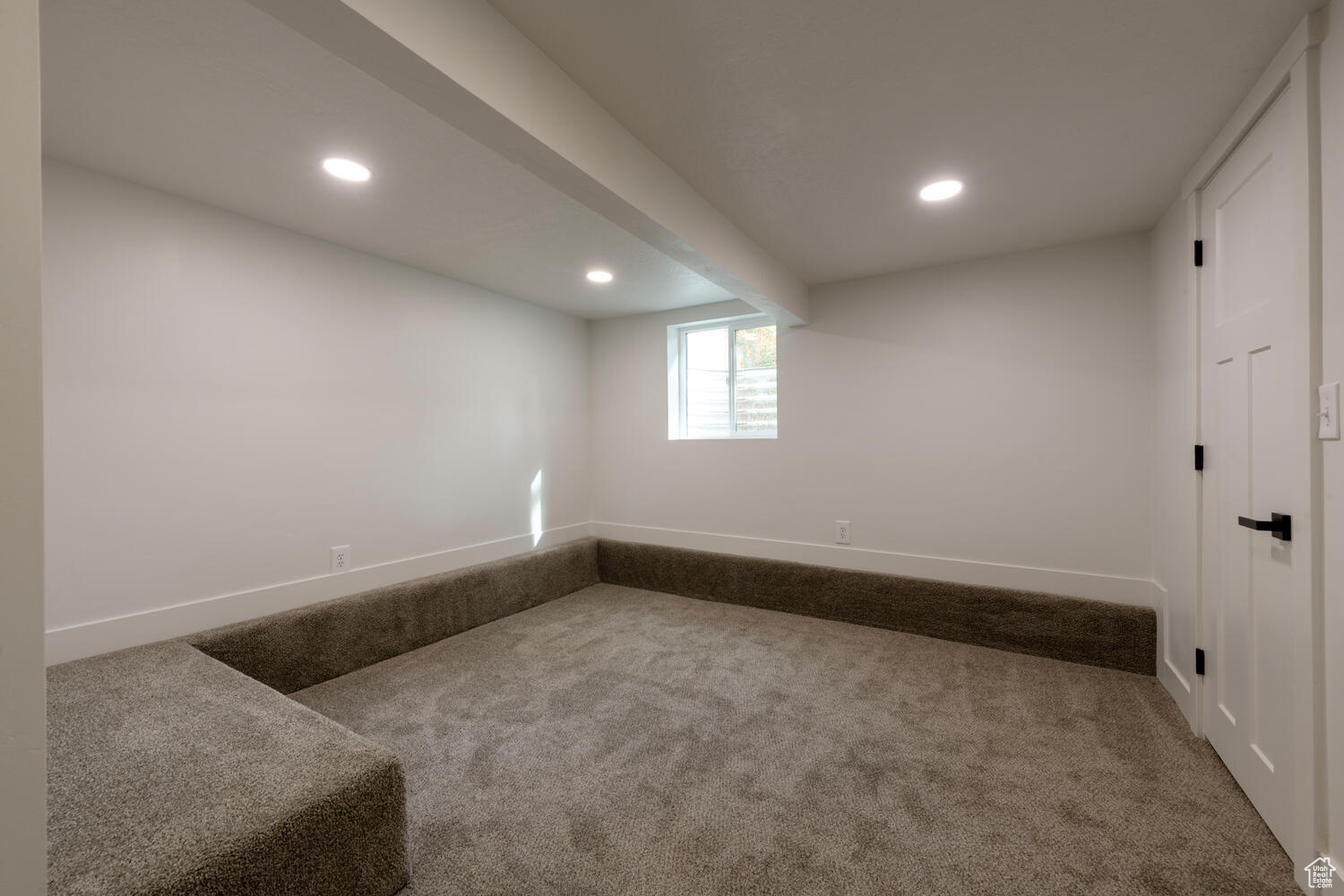 RADIUS CURVE - Residential