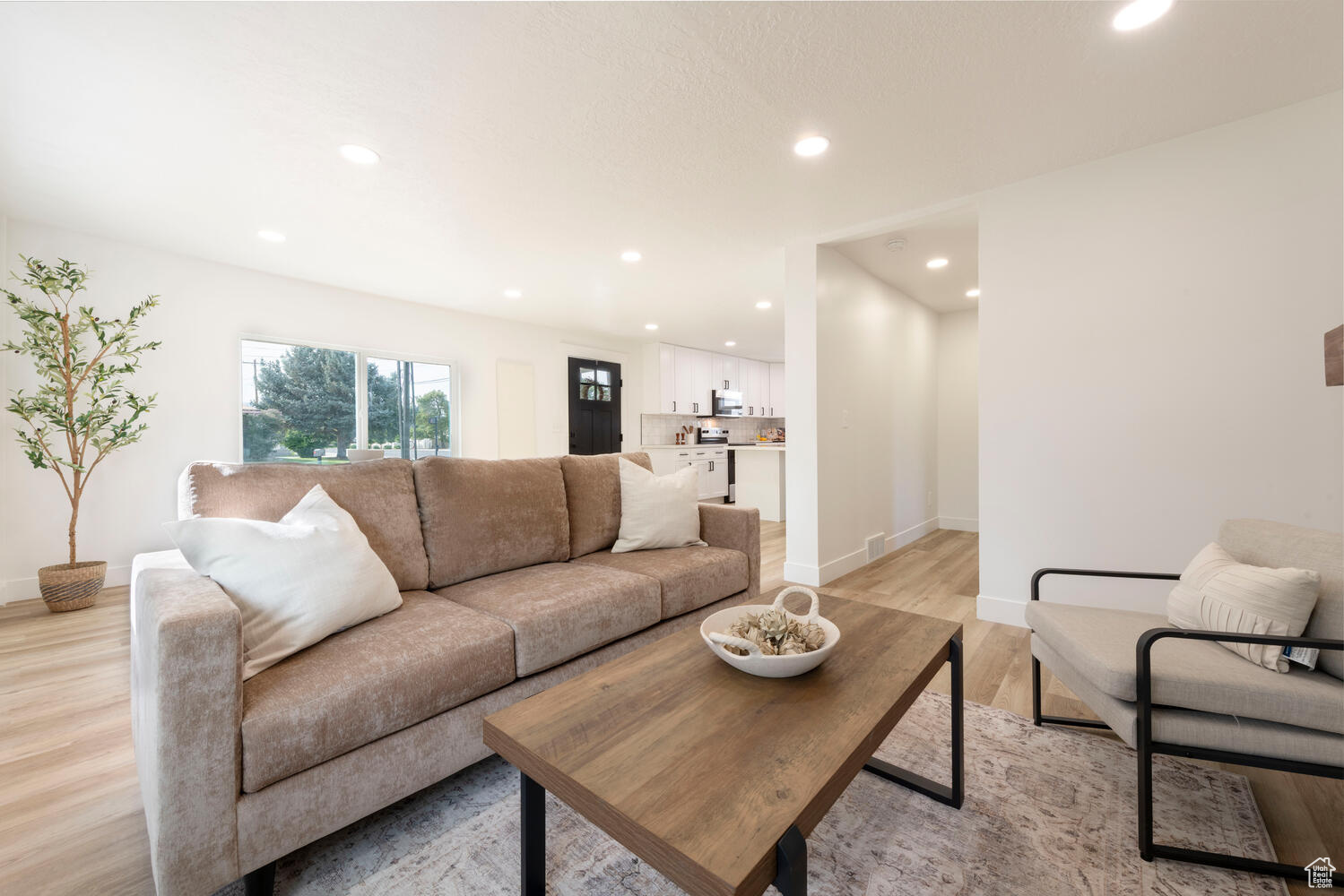 RADIUS CURVE - Residential