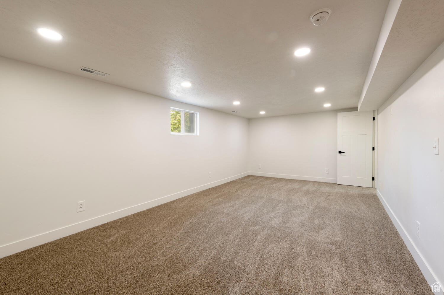 RADIUS CURVE - Residential