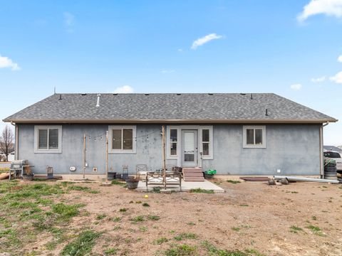 Tiny photo for 1333 S 1050 W, Payson, UT 84651 (MLS # 2135217)