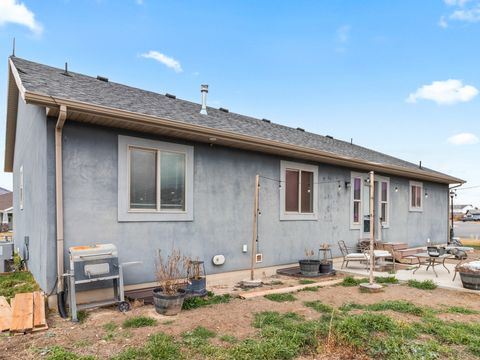 Tiny photo for 1333 S 1050 W, Payson, UT 84651 (MLS # 2135217)