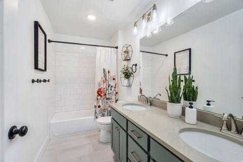 Tiny photo for 6386 W ARRANMORE DR, South Jordan, UT 84009 (MLS # 2149922)