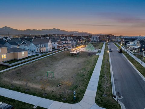 Tiny photo for 6386 W ARRANMORE DR, South Jordan, UT 84009 (MLS # 2149922)