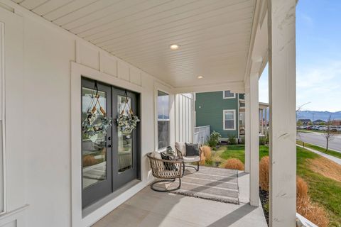 Tiny photo for 6386 W ARRANMORE DR, South Jordan, UT 84009 (MLS # 2149922)