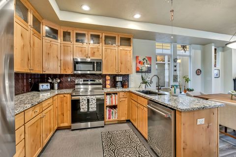 Tiny photo for 3616 S GRANITE PARK CV E, South Salt Lake, UT 84106 (MLS # 2141370)
