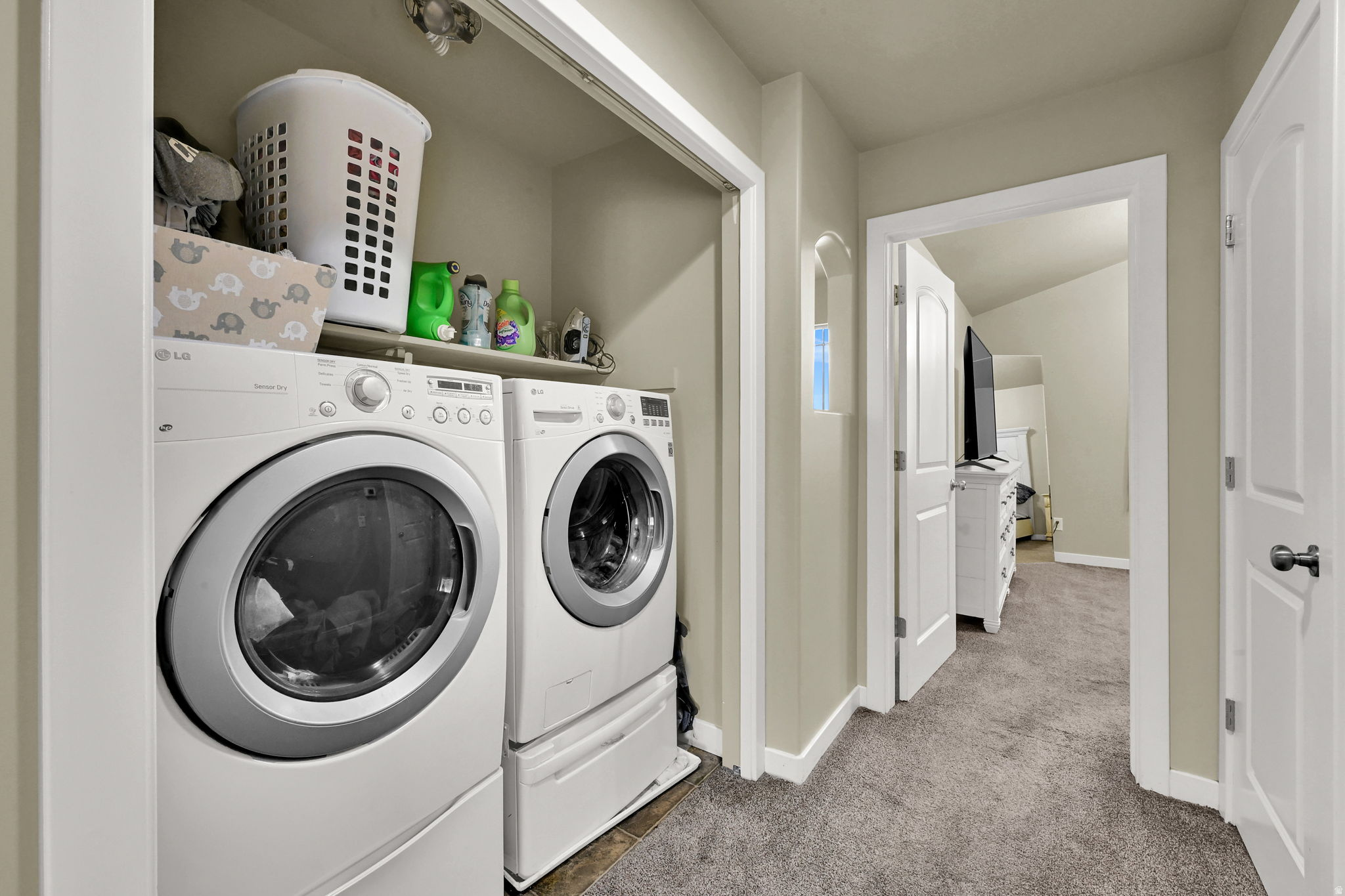 ANTELOPE VILLAGE - Residential