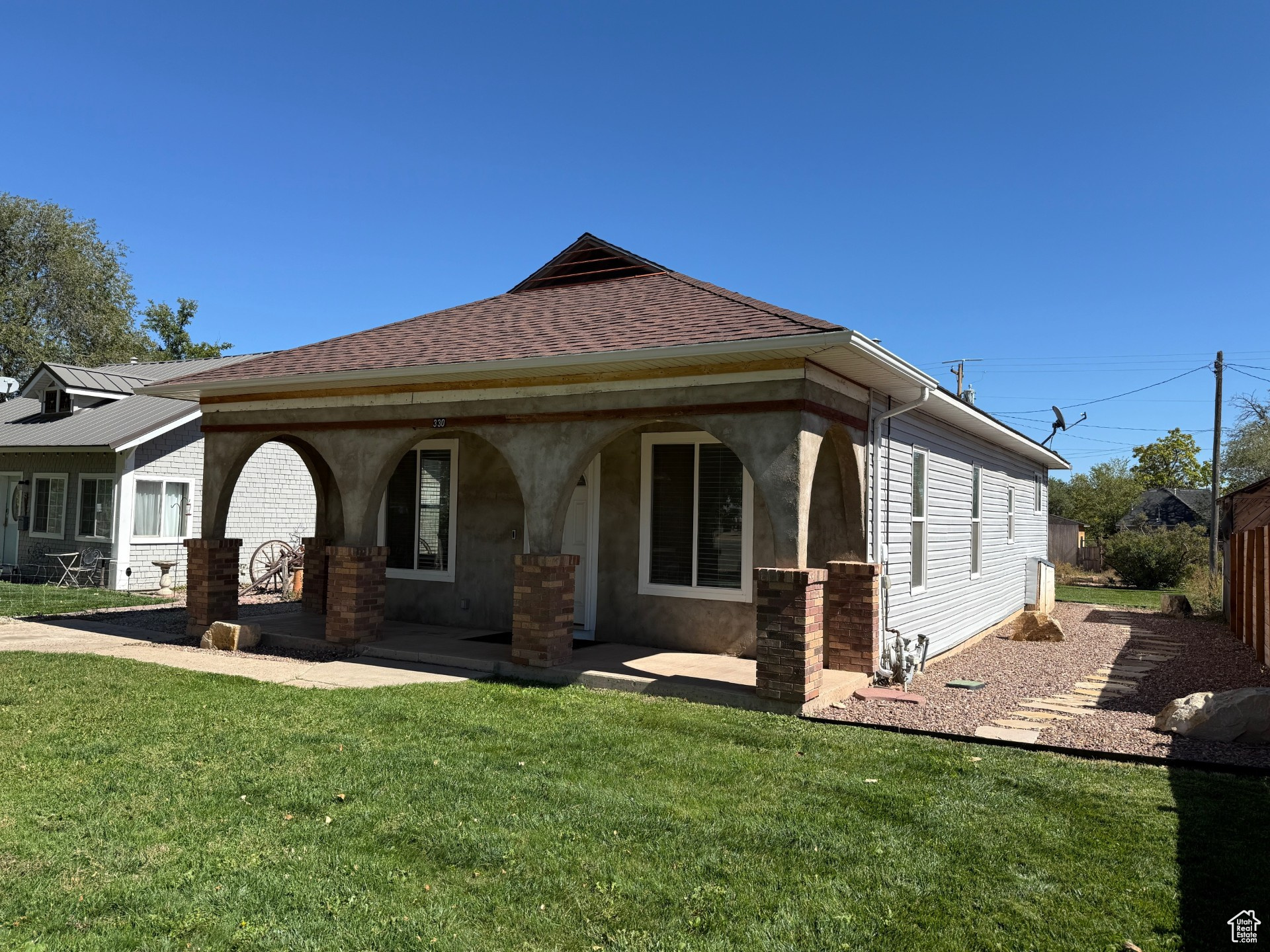 Own a piece of history in downtown Roosevelt! This home has 3 bedrooms, 2 bathrooms--all on one level. Nice open floor plan with tall ceilings make this feel even bigger! Updated and ready for its new owners. It's within walking distance to many amenities including parks, UBH, restaurants, the new library, and aquatic center! Priced to sell. Contact agent to schedule a showing.