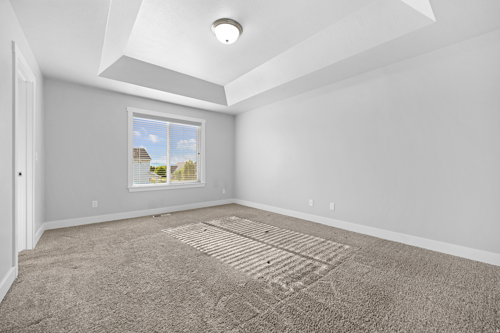 GREEN CANYON SQUARE - Residential