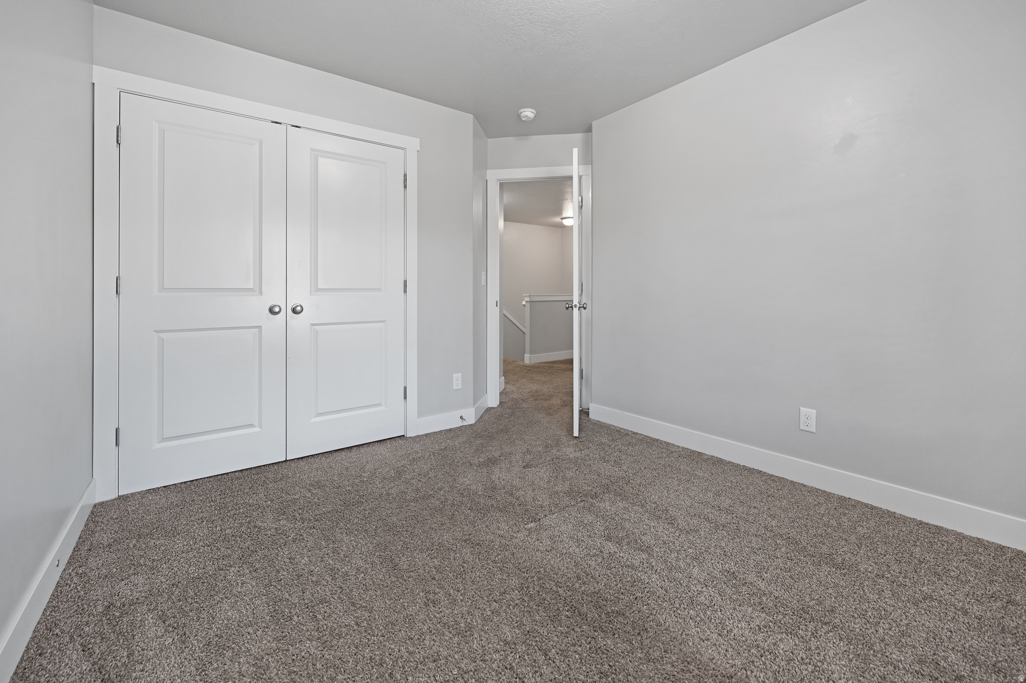 GREEN CANYON SQUARE - Residential