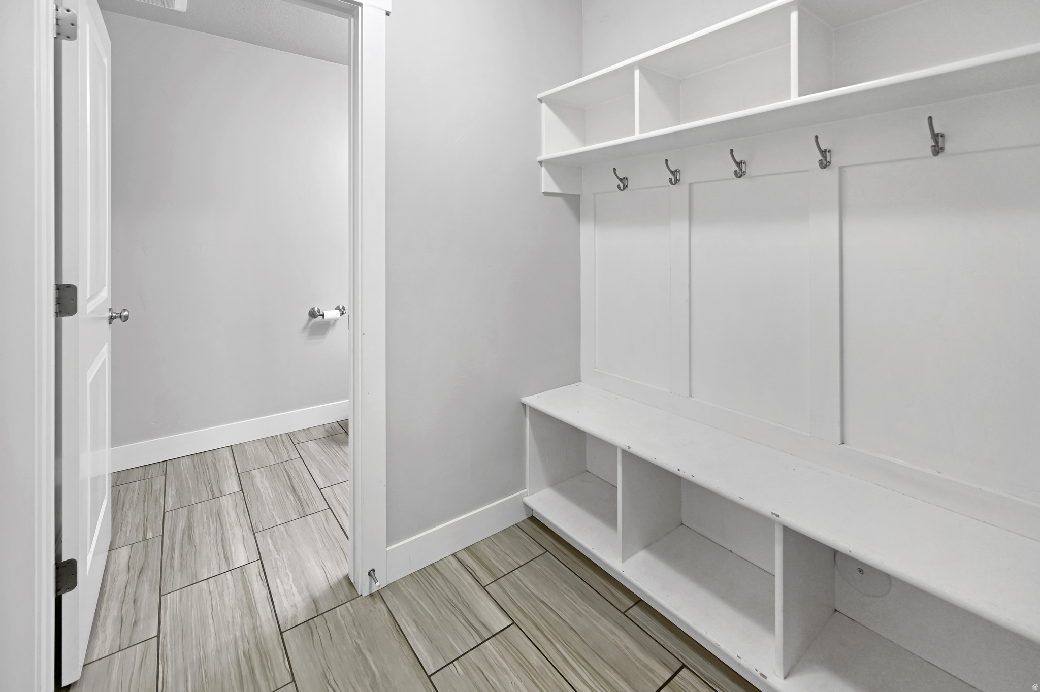 GREEN CANYON SQUARE - Residential