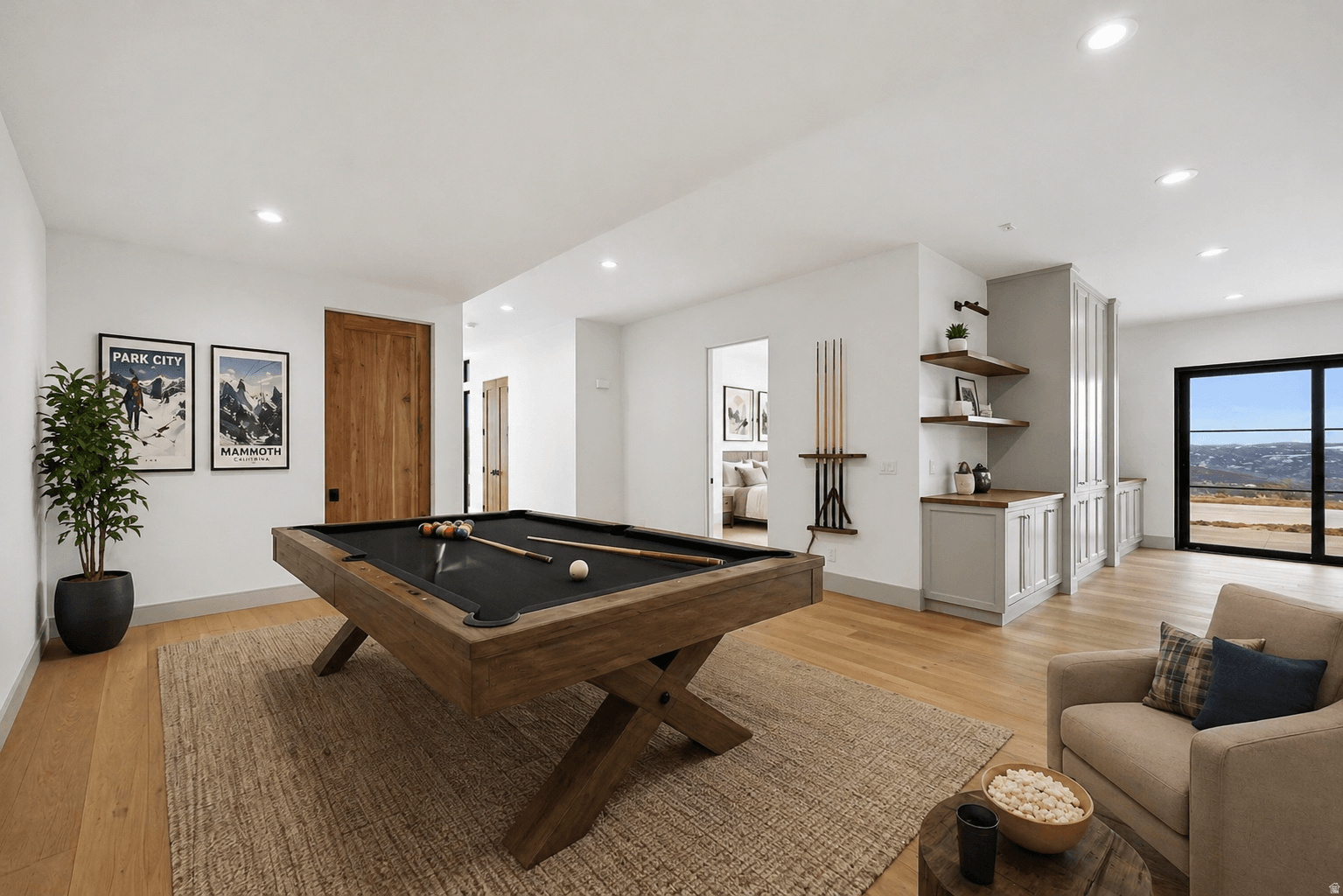 GOLDEN EAGLE - Residential