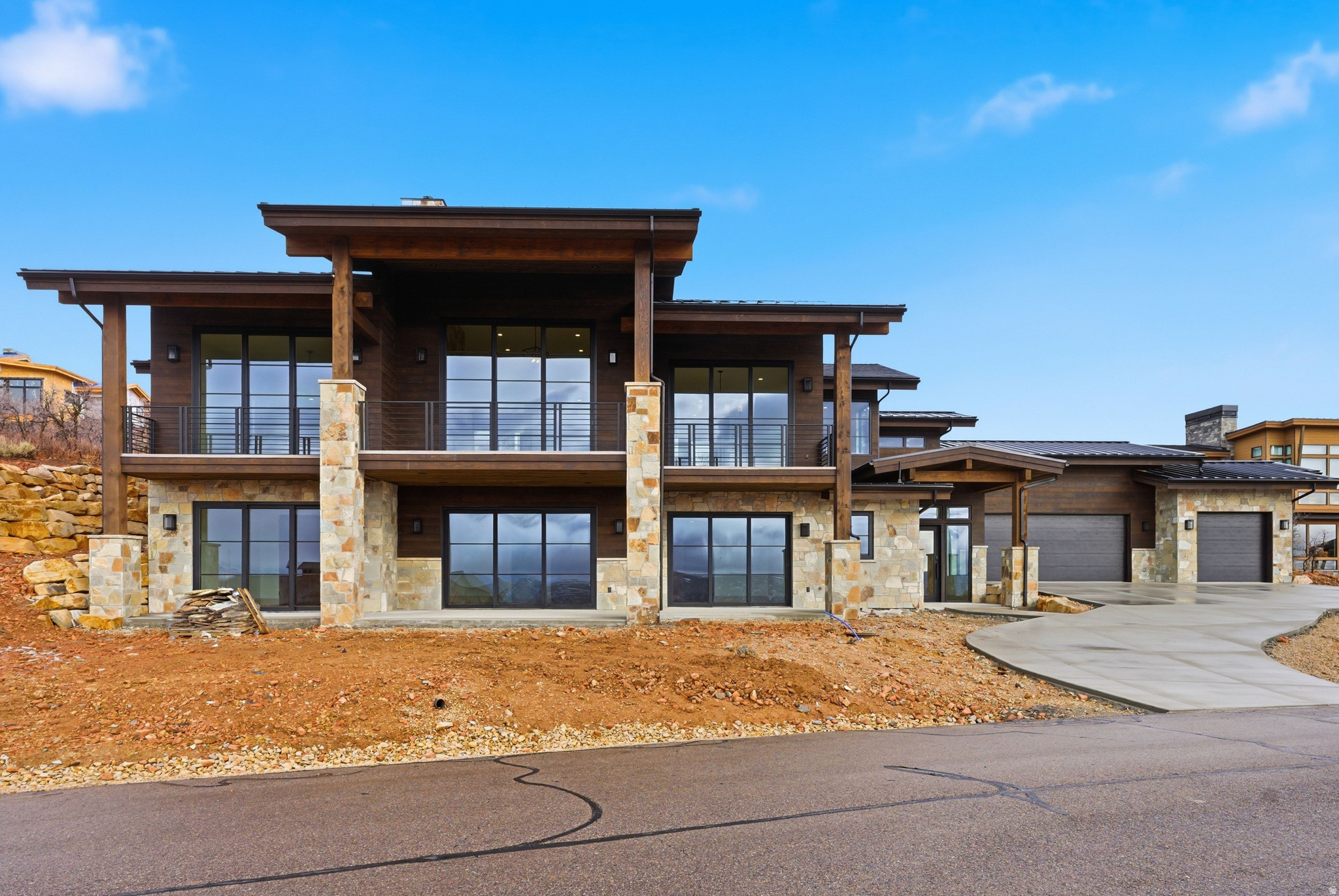 GOLDEN EAGLE - Residential