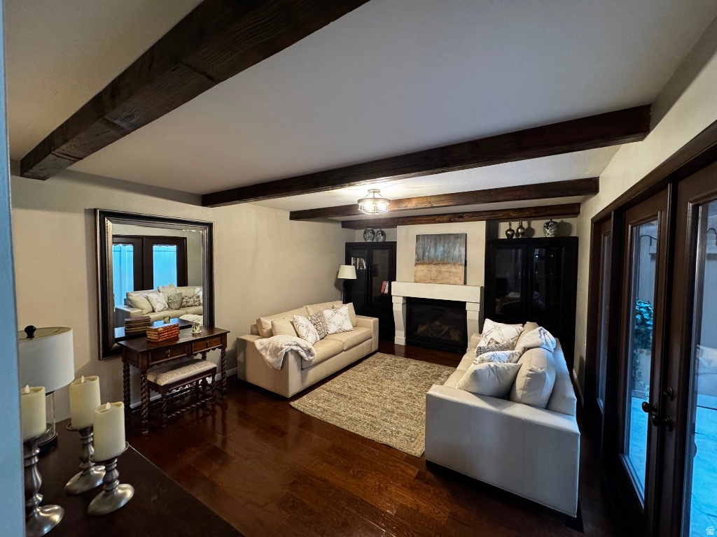 BROOKSTONE - Residential