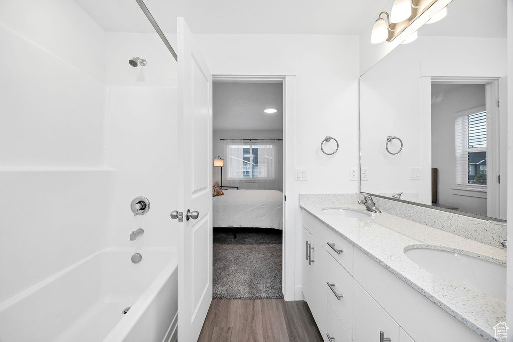 WOODMORE POINTE SUBD - Residential