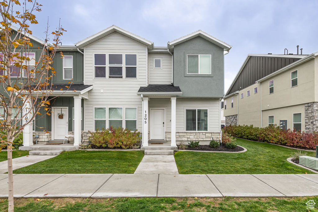 WOODMORE POINTE SUBD - Residential