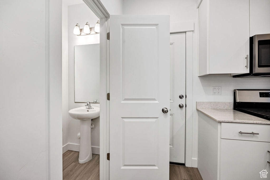 WOODMORE POINTE SUBD - Residential