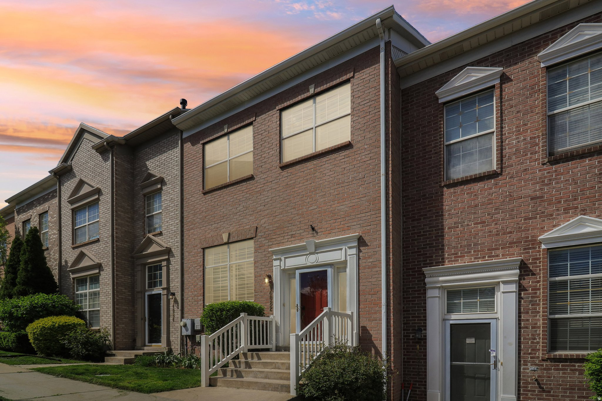 SOUTH MOUNTAIN - Residential