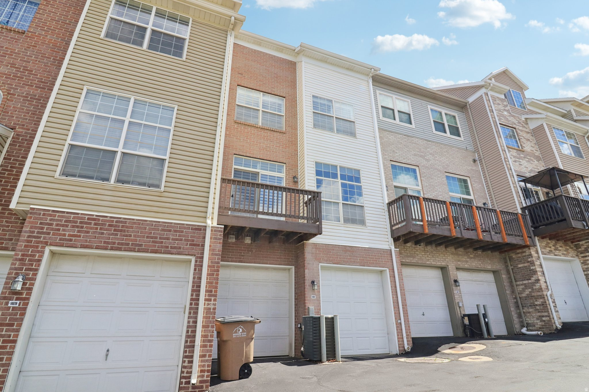 SOUTH MOUNTAIN - Residential