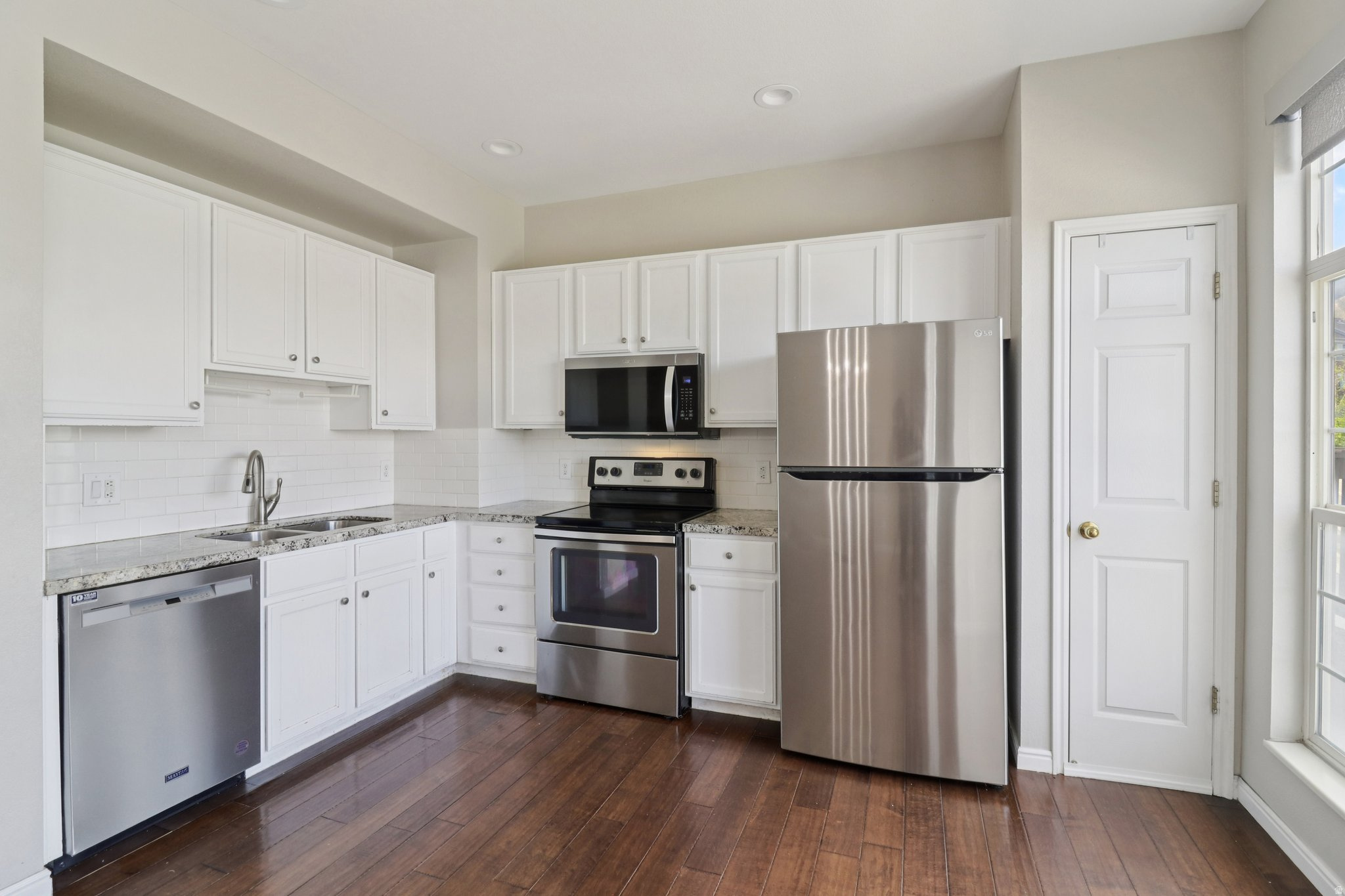 SOUTH MOUNTAIN - Residential