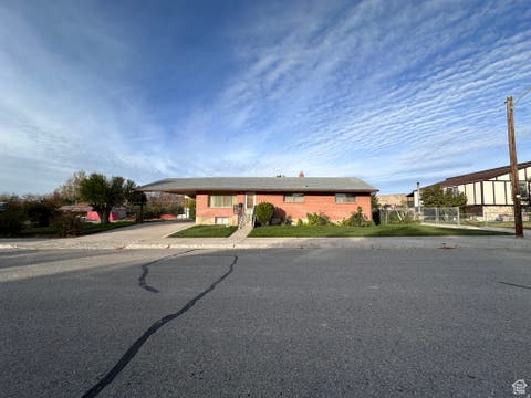 Homes For Sale - 885 N 600<br/> Carbon County, Price, UT 84501